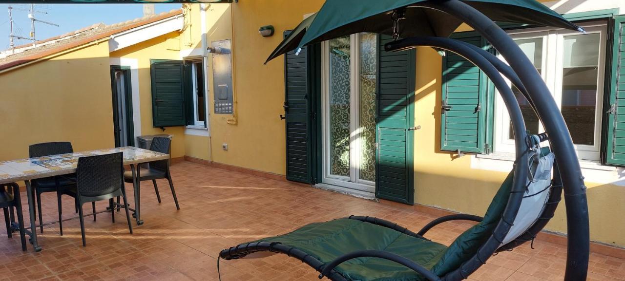 La Terrazza Dell' Angelo Daire Pomarico Dış mekan fotoğraf